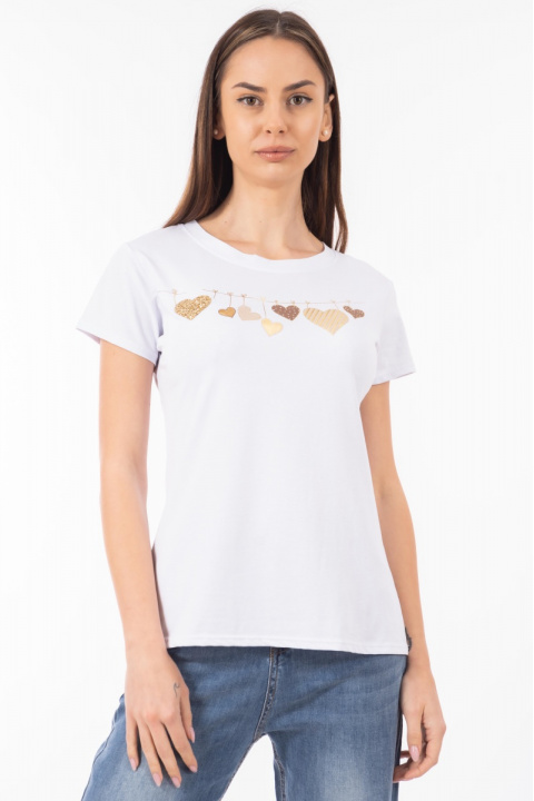 Дамска тениска в бяло с щампа простор със сърца