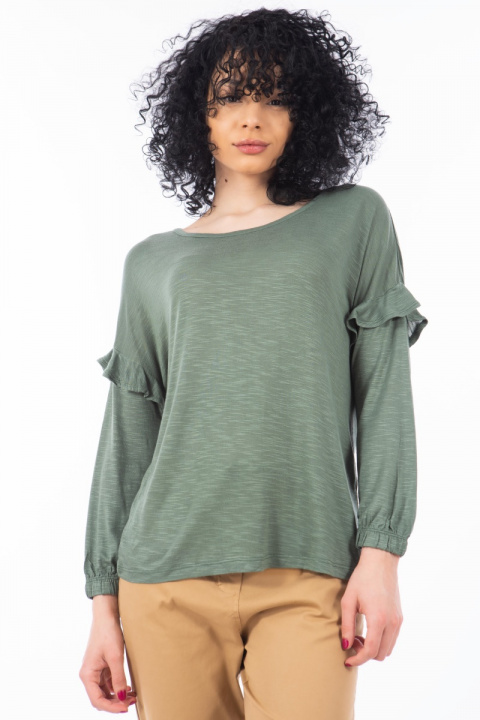Дамска блуза в зелено с харбали на рамената