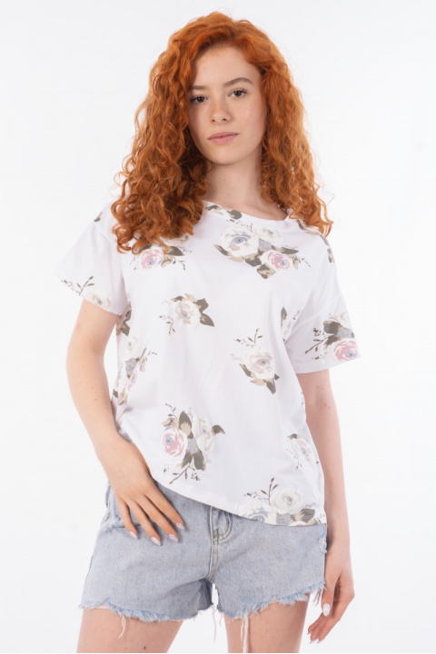 Дамска тениска от памук в бяло с принт рози