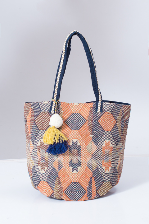 Дамска чанта от текстил с етно бродерия