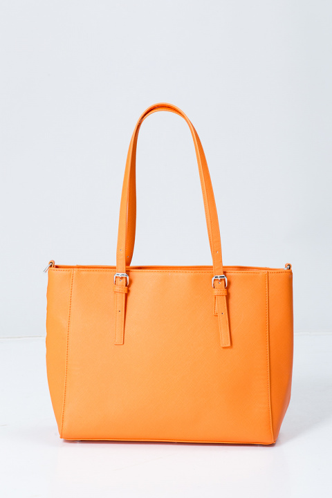 Дамска чанта в оранжево с удобни прегради
