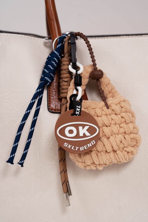 Аксесоар за чанта с плетена малка чанта с кафяви и сини връзки