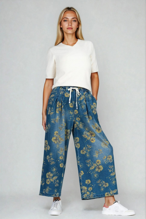 Дамска блуза от фино плетиво в цвят екрю с остро деколте и къс ръкав