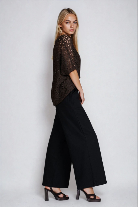 Дамска блуза от плетена дантела в кафяво с издължен гръб