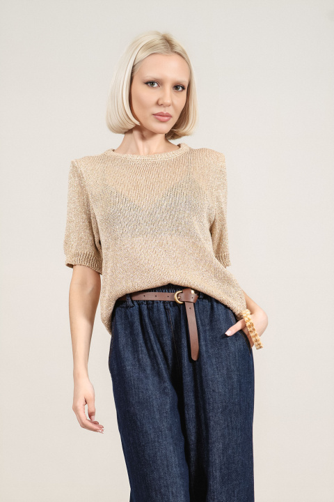 Дамска блуза от плетиво в бежово със златисти нишки и обло деколте