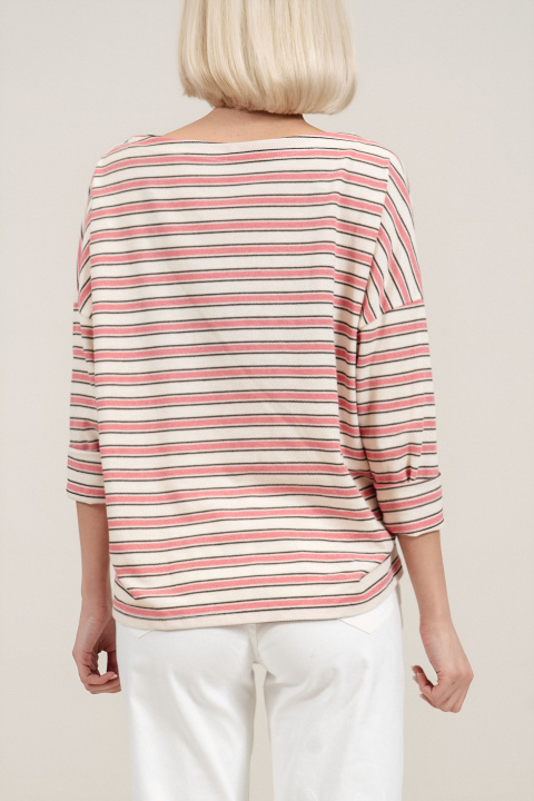 Дамска блуза с лодка деколте и розово-бежово райе