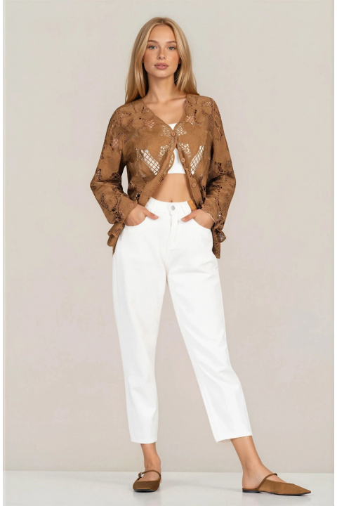 Дамска блуза в кафяво с рязана бродерия и копчета