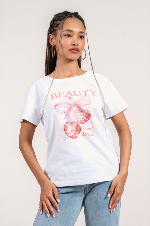 Дамска бяла памучна тениска с щампа череши с панделка и надпис