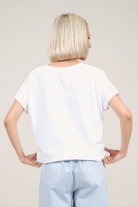 Дамска бяла тениска от памук с жълт артистичен принт