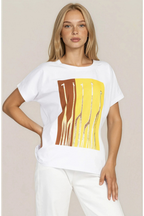 Дамска бяла тениска от памук с щампа в жълто и кафяво със златисти жирафи