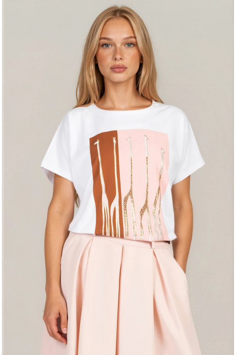 Дамска бяла тениска от памук с щампа в розово и кафяво със златисти жирафи