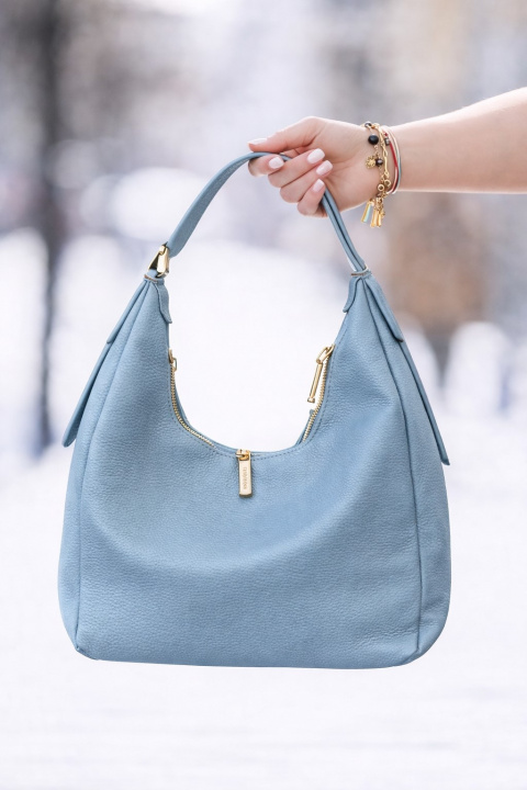 Дамска чанта от еко кожа в син цвят с регулируема дръжка