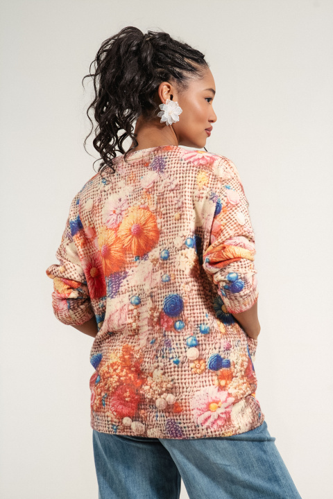 Дамска жилетка от фино плетиво с флорален принт в топли тонове