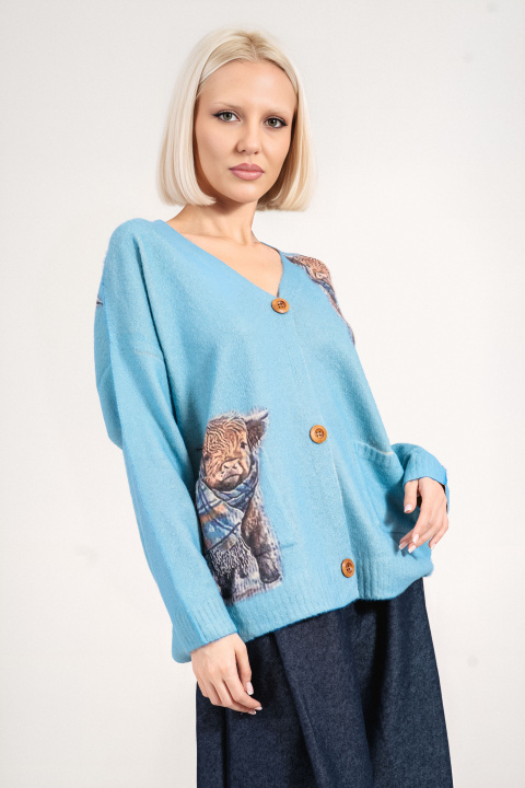 Дамска жилетка от меко плетиво в синьо с животински принт