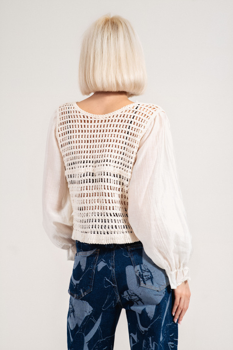 Дамска жилетка от памук в светлобежово с ефектна бродерия