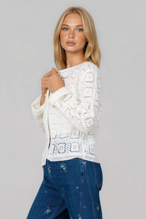 Дамска плетена къса жилетка в цвят ванилия