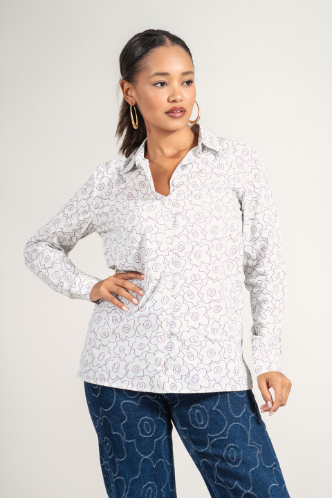 Дамска риза ''Dragonfly'' от памук в бяло с лилав флорален принт