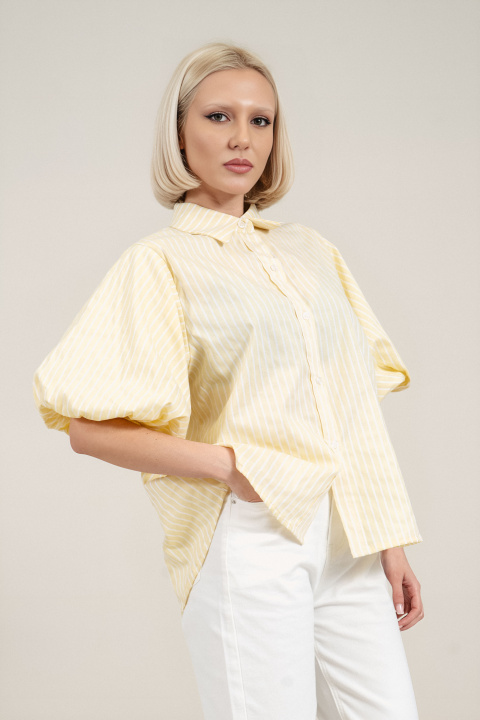 Дамска риза от памук в жълто с бяло райе и издължен гръб