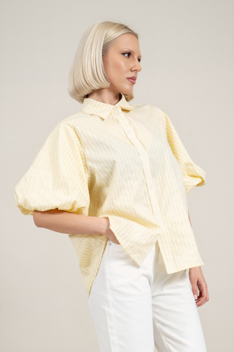Дамска риза от памук в жълто с бяло райе и издължен гръб