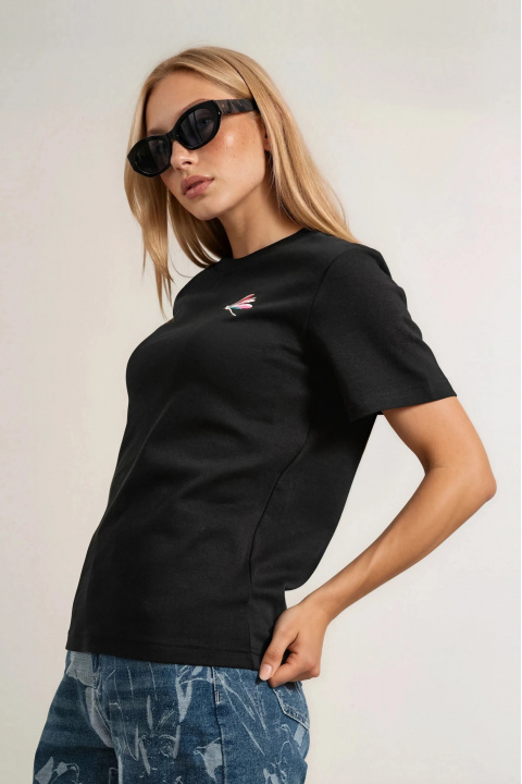 Дамска тениска ''Dragonfly'' от органичен памук в черно с бродирано водно конче