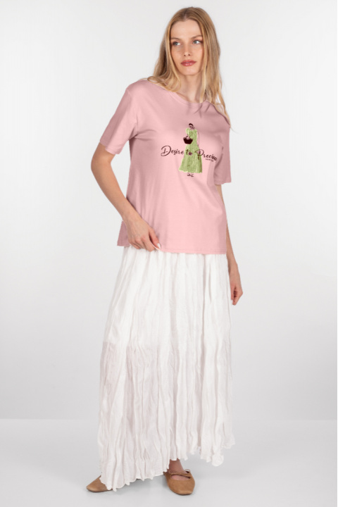 Дамска тениска от памук в розово с апликация момиче със зелена рокля