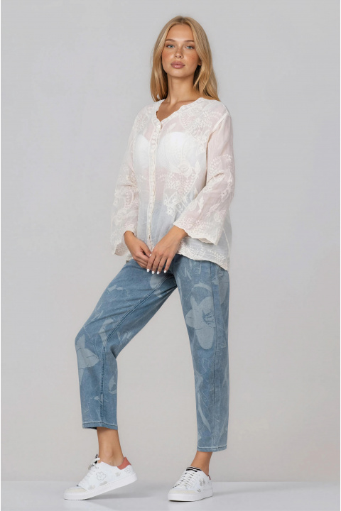 Дамска туника от памук в цвят екрю с копчета и релефна бродерия