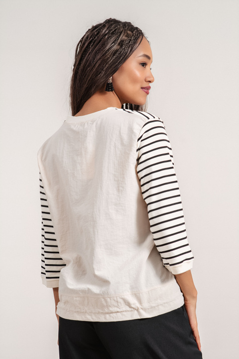 Дамска туника в цвят екрю с черно райе, 7/8 ръкави и декоративна щампа