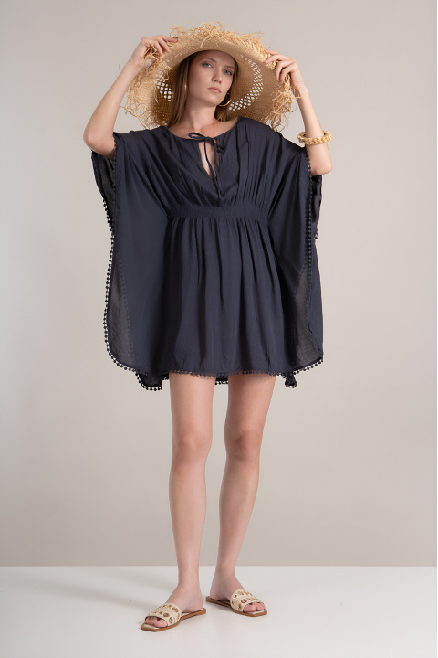 Дамска туника в цвят сив графит с бродерия на гърба и ластик в талията