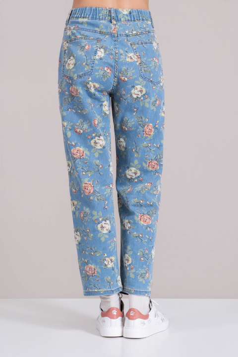 Дамски бойфренд дънки от памук в светлосиньо с флорален принт