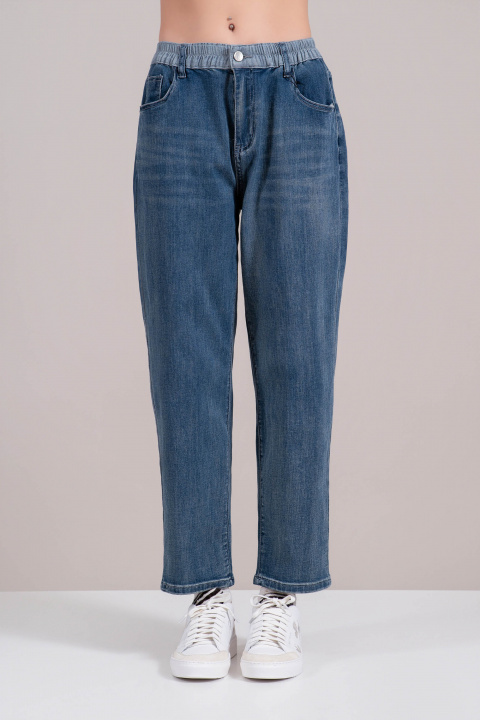 Дамски бойфренд дънки от син деним с еластична талия в сиво