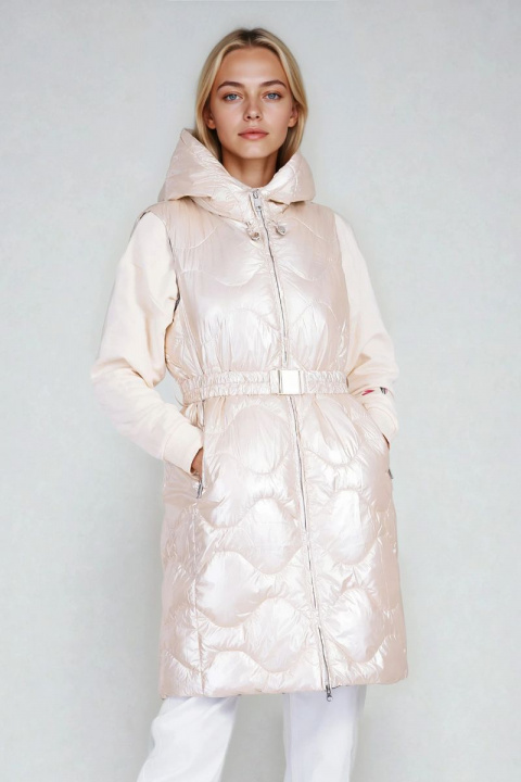 Дамски дълъг елек в цвят шампанско с качулка и колан