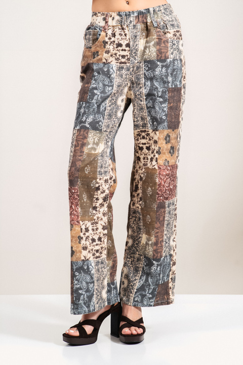 Дамски дънки с етно принт в бордо и бежово с ластик в талията