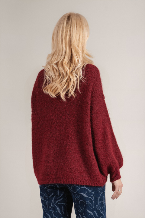 Дамски плетен мъхест пуловер в цвят бордо
