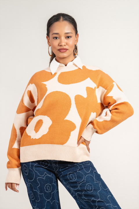 Дамски пуловер ''Dragonfly'' от фино плетиво с оранжев флорален принт