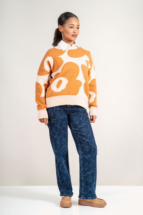 Дамски пуловер ''Dragonfly'' от фино плетиво с оранжев флорален принт