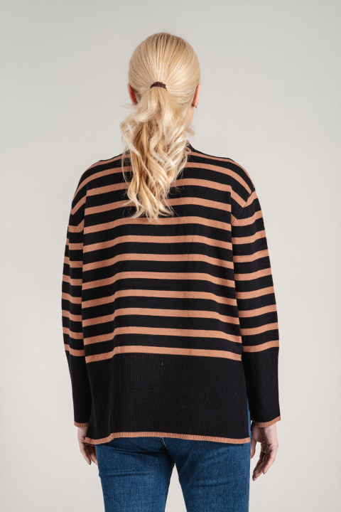 Дамски пуловер от фино плетиво в черно с кафяво райе