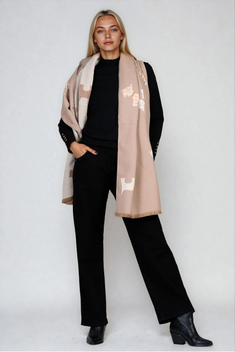 Дамски шал с вълна в бежово с принт кучета