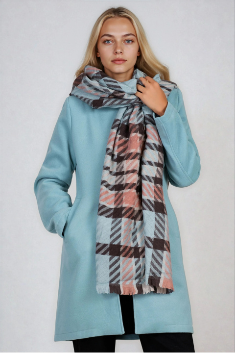 Дамски шал в синьо от мека материя с геометричен кафяв принт