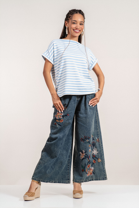 Дамски широки дънки с връзки на талията и бродирани цветя