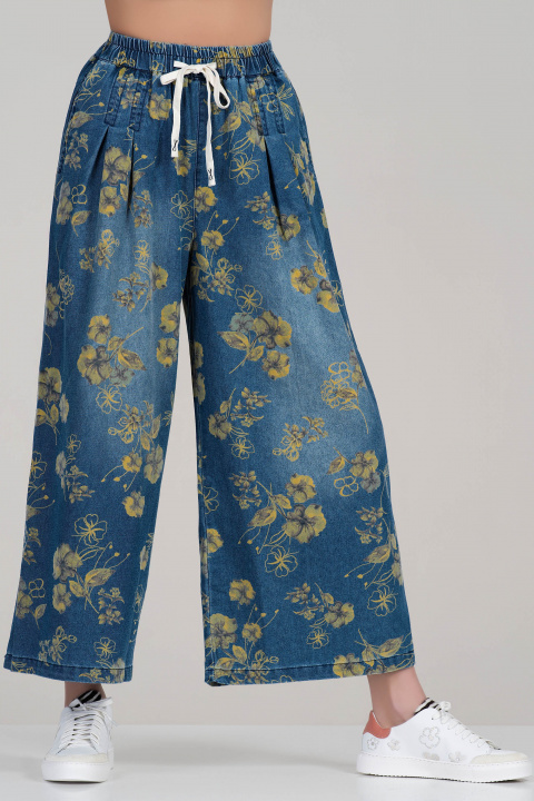 Дамски широки флорални дънки с ластик и бели връзки