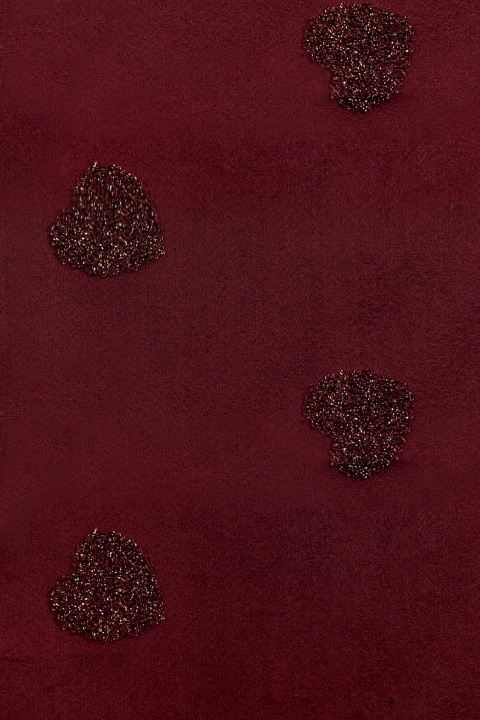 Дамски топъл шал в цвят бордо с лъскави сърца