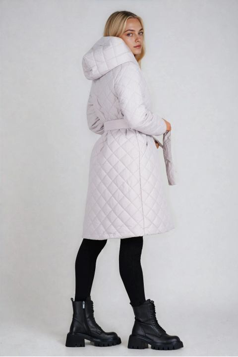 Дамско дълго капитонирано яке в светлосиво с качулка и колан