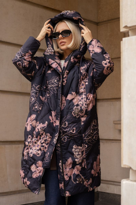 Дамско дълго яке с качулка в черно с принт розови цветя