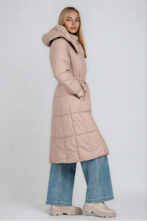 Дамско дълго яке в бежово с качулка, колан и кожен елемент на джоба