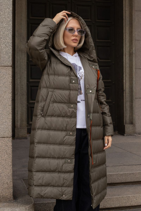 Дамско дълго яке в цвят милитъри с оранжеви акценти