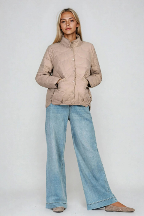 Дамско капитонирано яке в цвят визон и тик-так закопчаване