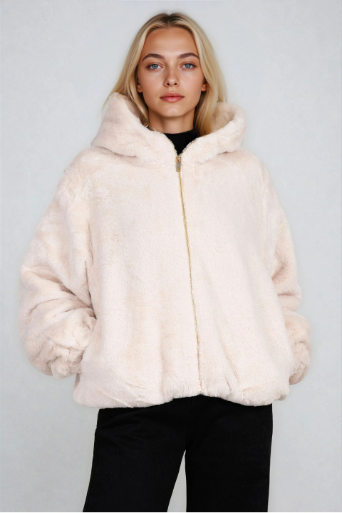 Дамско късо пухено палто в светлобежово с качулка