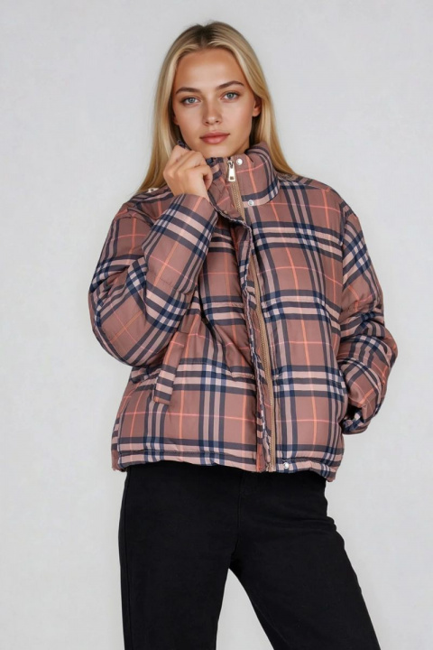 Дамско късо яке тип бомбър с кариран кафяв принт