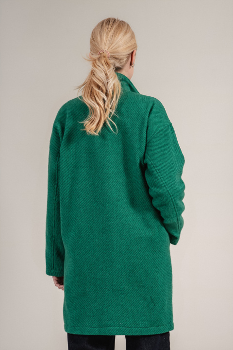 Дамско палто в зелено с двуредно закопчаване