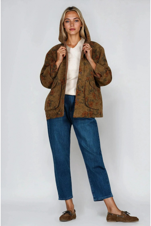 Дамско преходно яке от памук в цвят милитъри с цветен принт и качулка